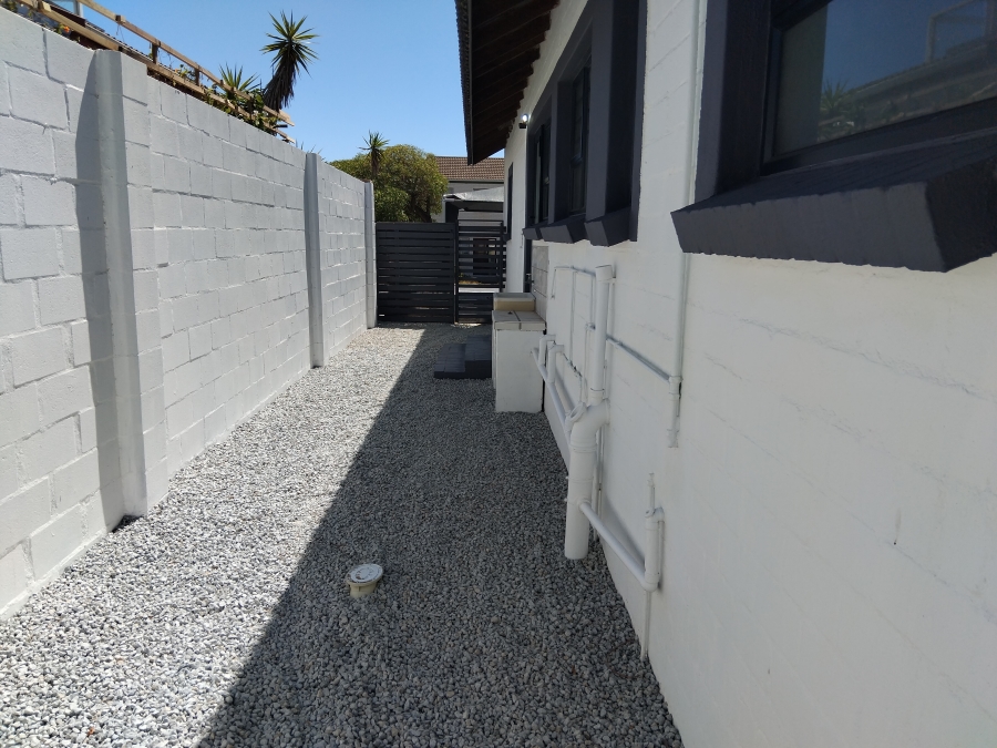 3 Bedroom Property for Sale in Country Club Western Cape